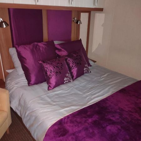 Cairnryan Heights T-A Brae Holiday Homes Room photo